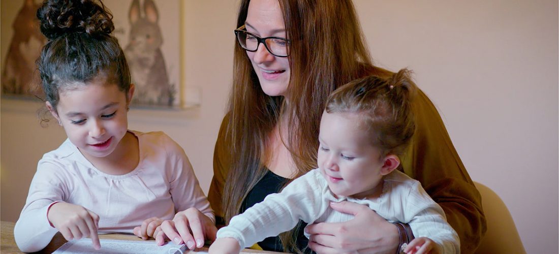 anmeldelse af PRIK og STREG aflangt billede profil