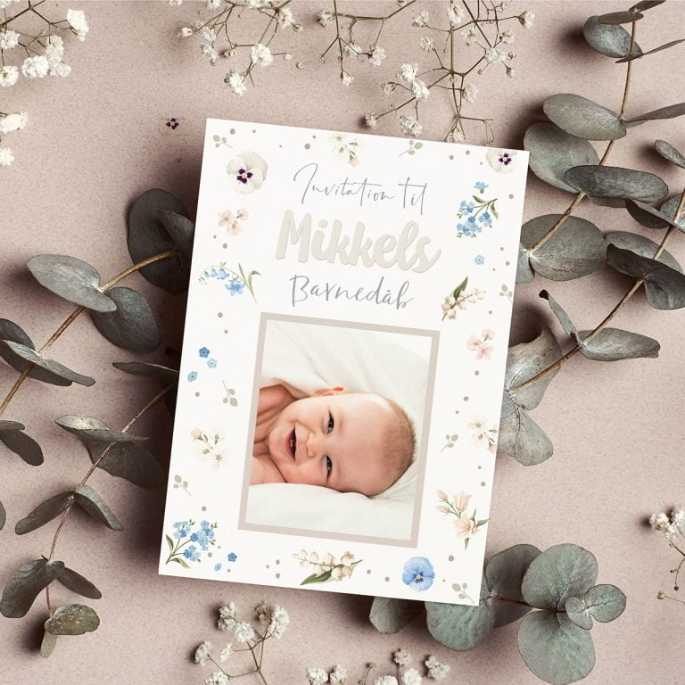 Dåbsinvitation | Wildflower | White fra PRIK & STREG