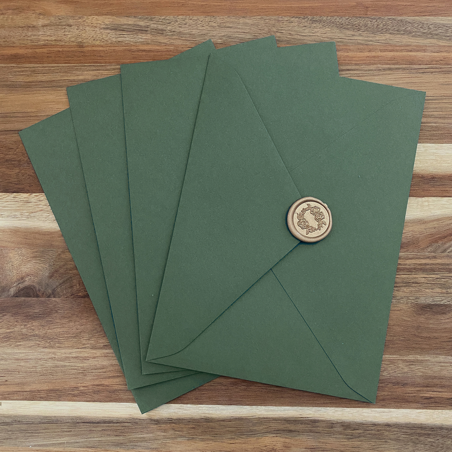 Kuverter | Moss Green